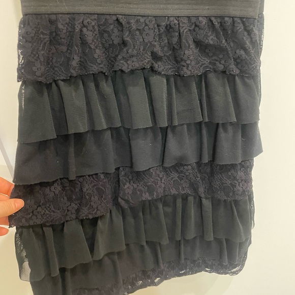 Xhilaration ruffles and lace dress. Size medium - Picture 3 of 4